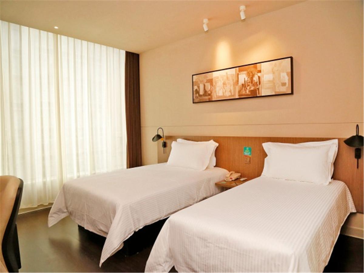 Jinjiang Inn Selected Shenzhen Huanggang Port Huangcheng Plaza Exterior photo